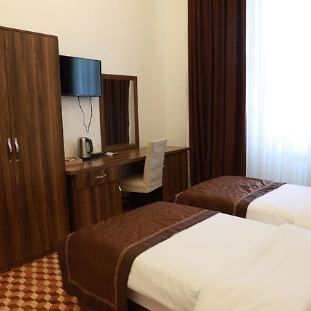 Malakan Hotel バクー エクステリア 写真