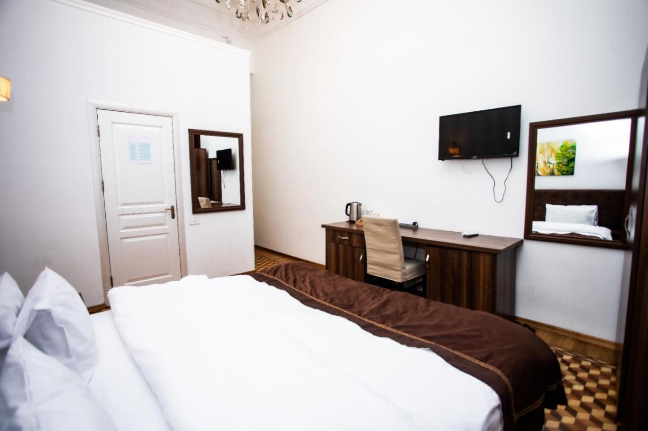 Malakan Hotel バクー エクステリア 写真